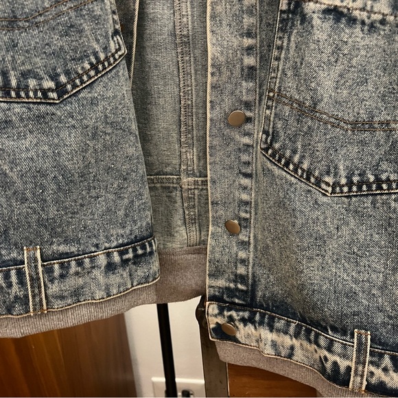 Dance & Marvel size Large jean sweatshirt jacket - Picture 4 of 4